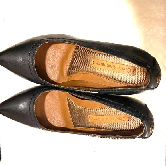 Calvin Klein Jeans, LEATHER - Picture 7 of 7